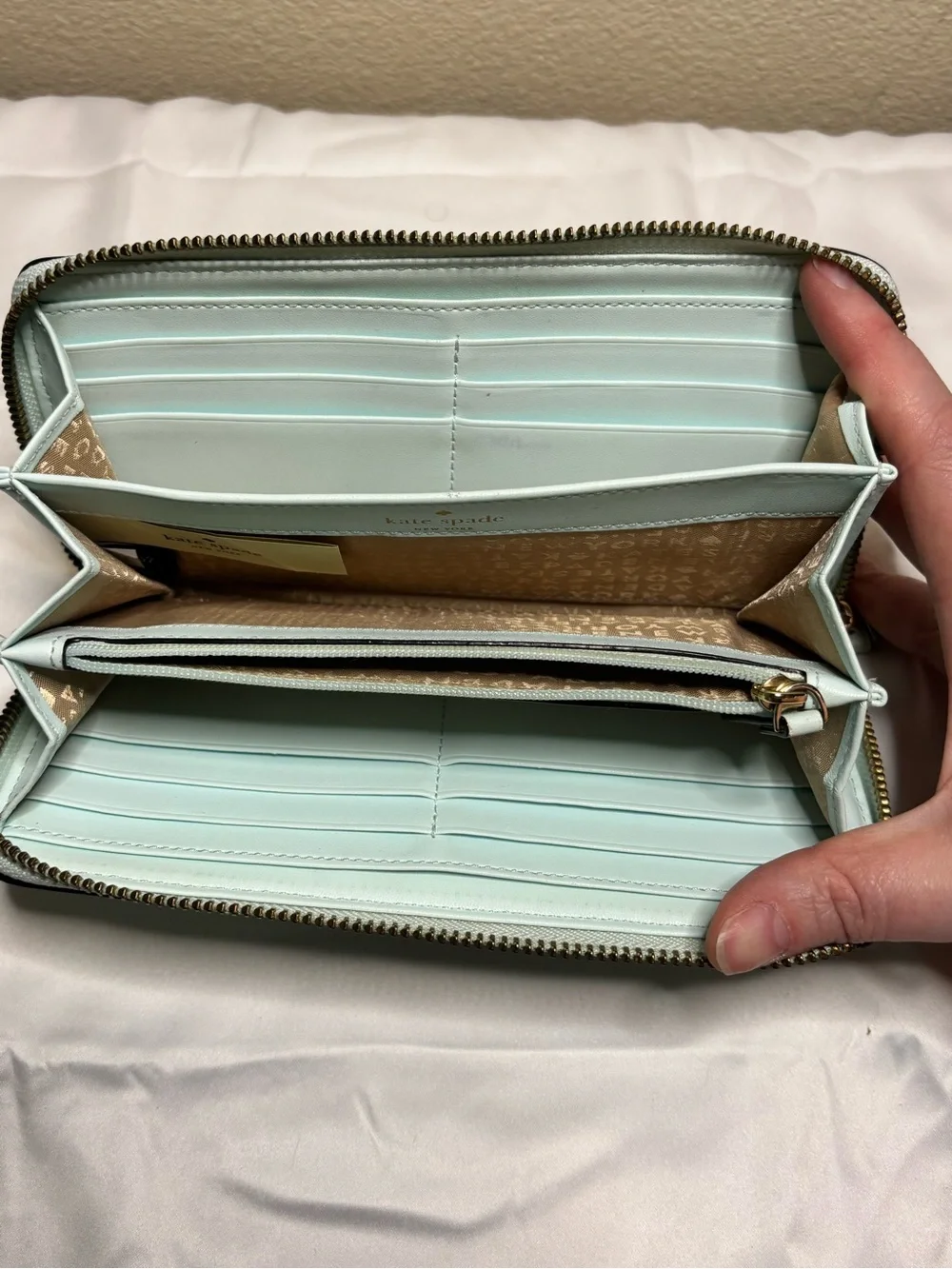 kate spade Laurel Way Neda Zip Around Clutch/wallet